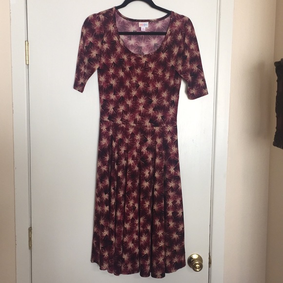 LuLaRoe Dresses & Skirts - M LuLaRoe Nicole Dress
